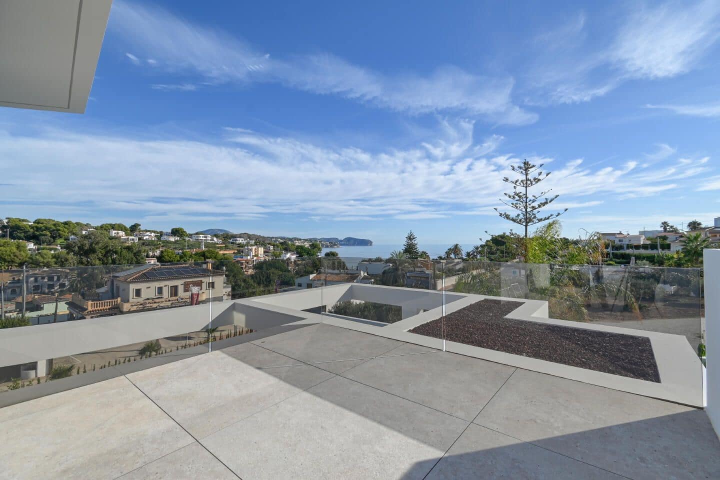 2 soverom Villa til salgs i Benissa med svømmebasseng garasje - € 3 195 000 (Ref: 10041385)