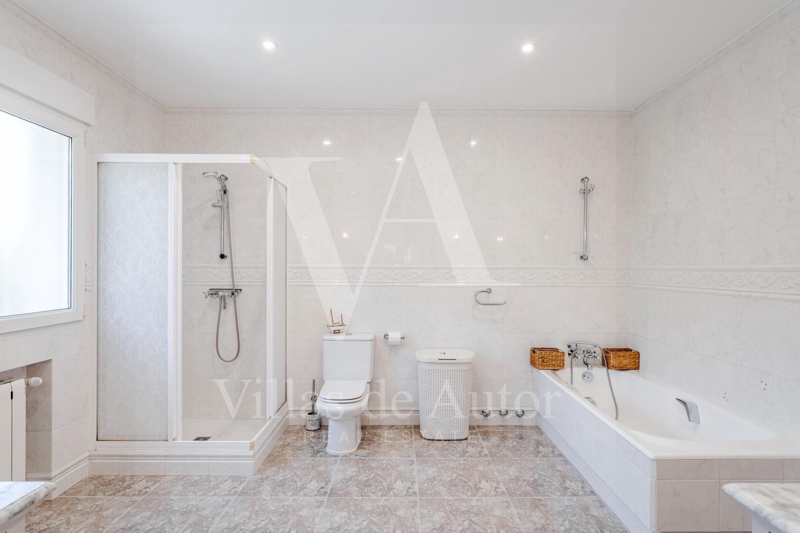 5 slaapkamer Villa te koop in Calpe / Calp met zwembad garage - € 1.250.000 (Ref: 10055466)