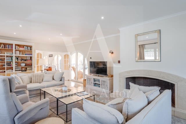5 slaapkamer Villa te koop in Calpe / Calp met zwembad garage - € 1.250.000 (Ref: 10055466)