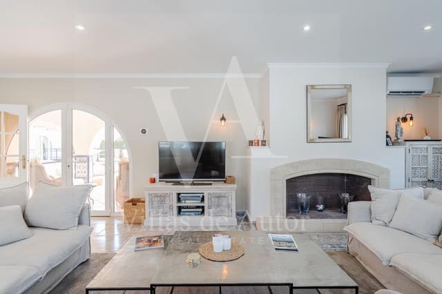 5 slaapkamer Villa te koop in Calpe / Calp met zwembad garage - € 1.250.000 (Ref: 10055466)
