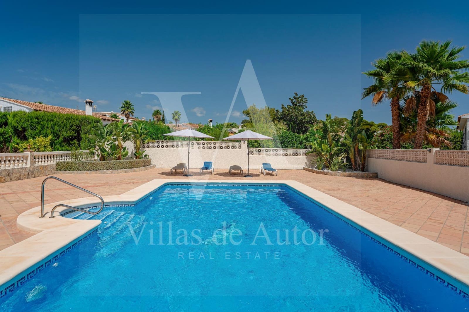 5 slaapkamer Villa te koop in Calpe / Calp met zwembad garage - € 1.250.000 (Ref: 10055466)