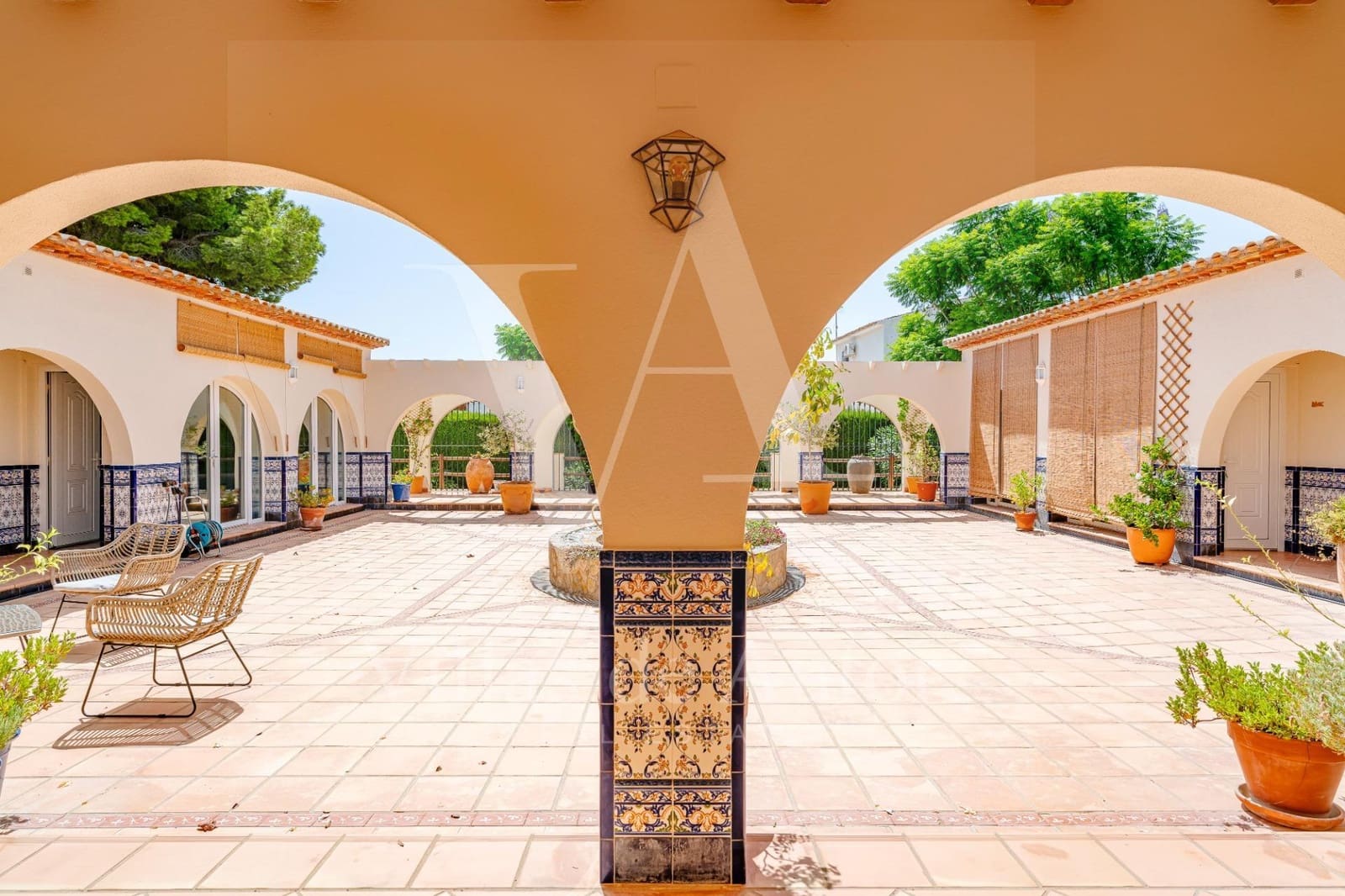 5 slaapkamer Villa te koop in Calpe / Calp met zwembad garage - € 1.250.000 (Ref: 10055466)