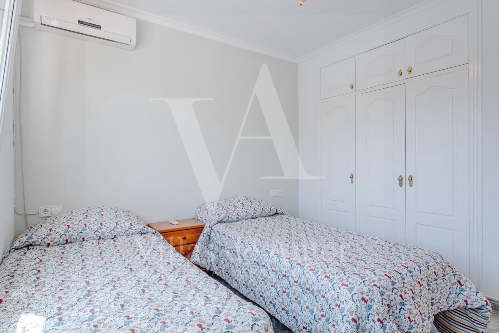 5 bedroom Villa for sale in Calpe / Calp with pool garage - € 1,250,000 (Ref: 10055466)