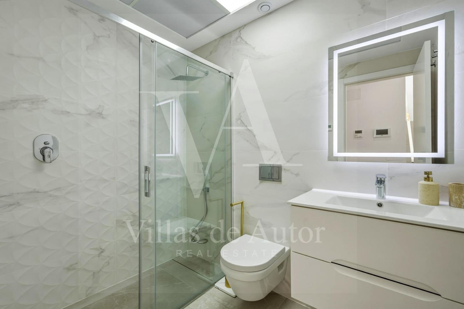 Ático de 3 habitaciones en Finestrat en venta con garaje - 590.000 € (Ref: 10100327)