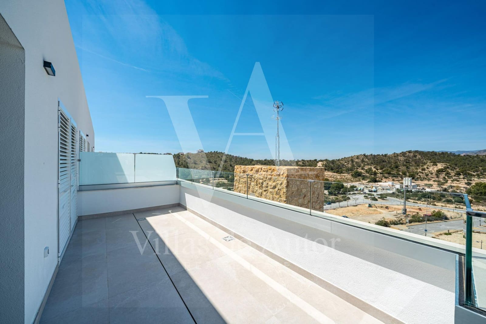 Ático de 3 habitaciones en Finestrat en venta con garaje - 590.000 € (Ref: 10100327)