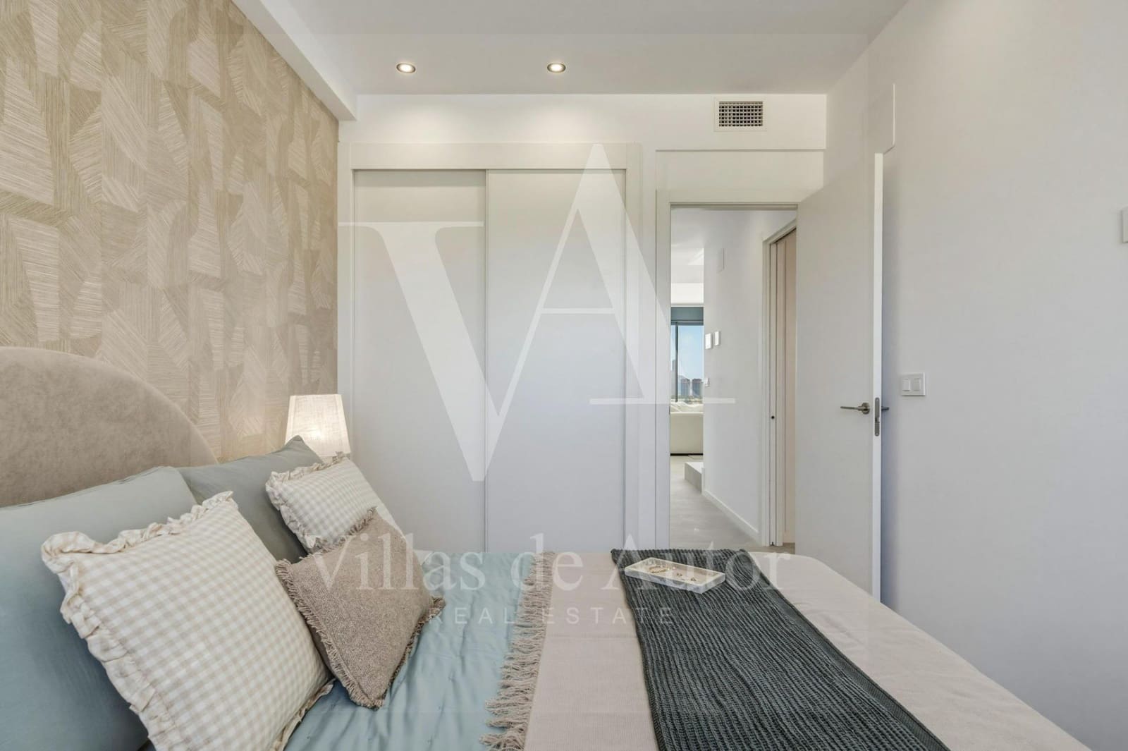 Ático de 3 habitaciones en Finestrat en venta con garaje - 590.000 € (Ref: 10100327)