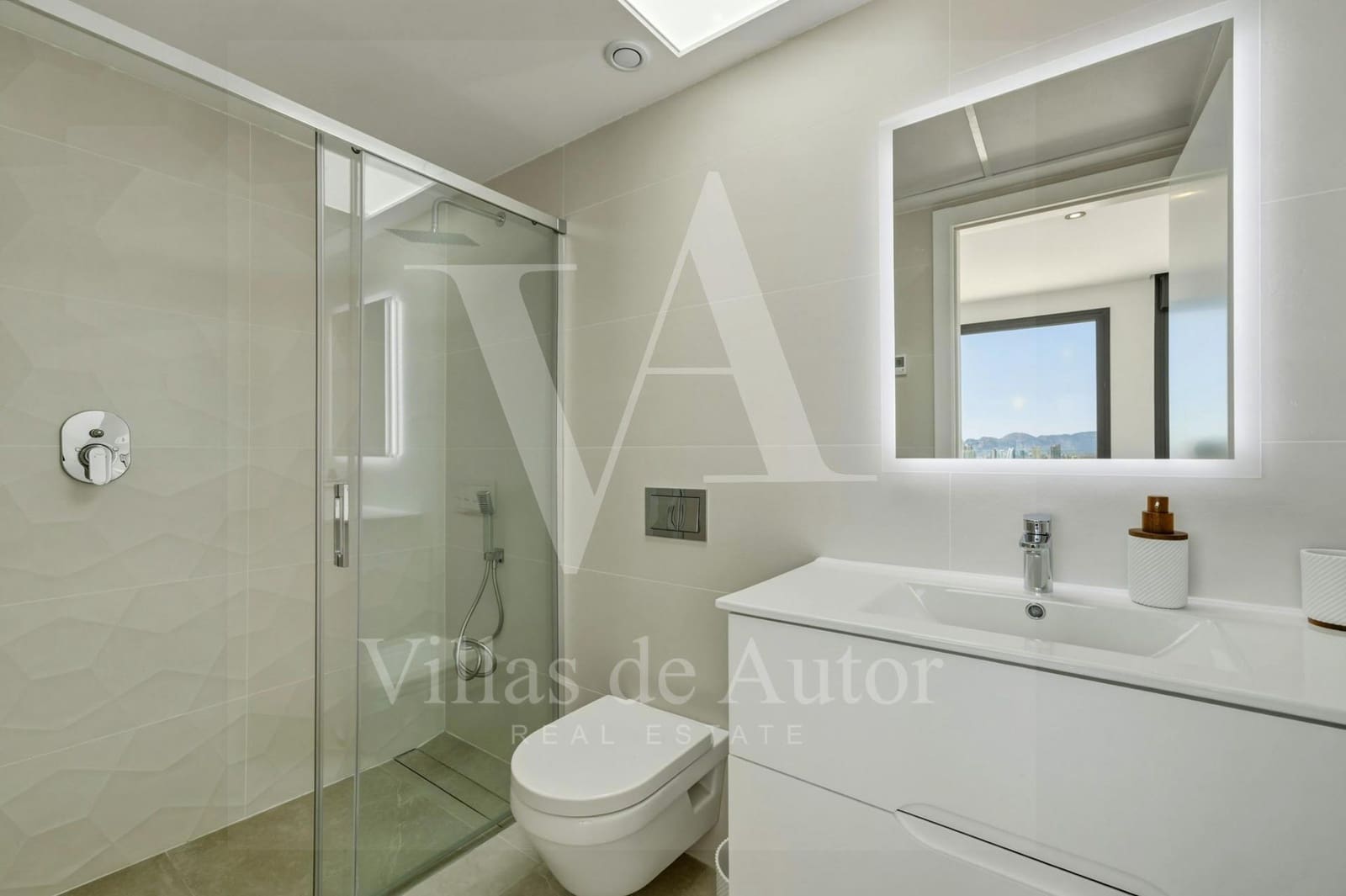 Ático de 3 habitaciones en Finestrat en venta con garaje - 590.000 € (Ref: 10100327)