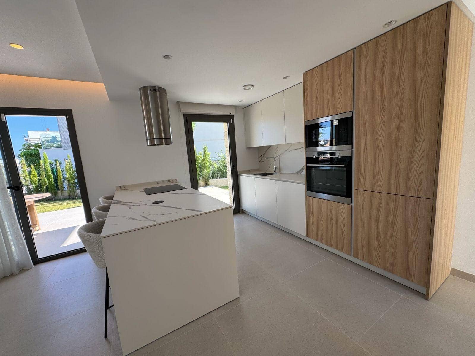 4 soveværelse Villa til salg i Finestrat med swimmingpool garage - € 895.000 (Ref: 10153694)