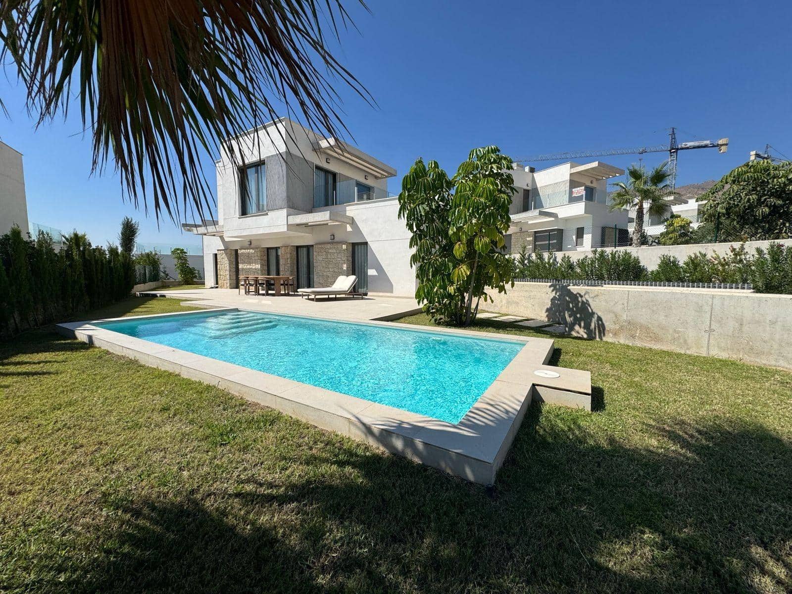 4 soveværelse Villa til salg i Finestrat med swimmingpool garage - € 895.000 (Ref: 10153694)