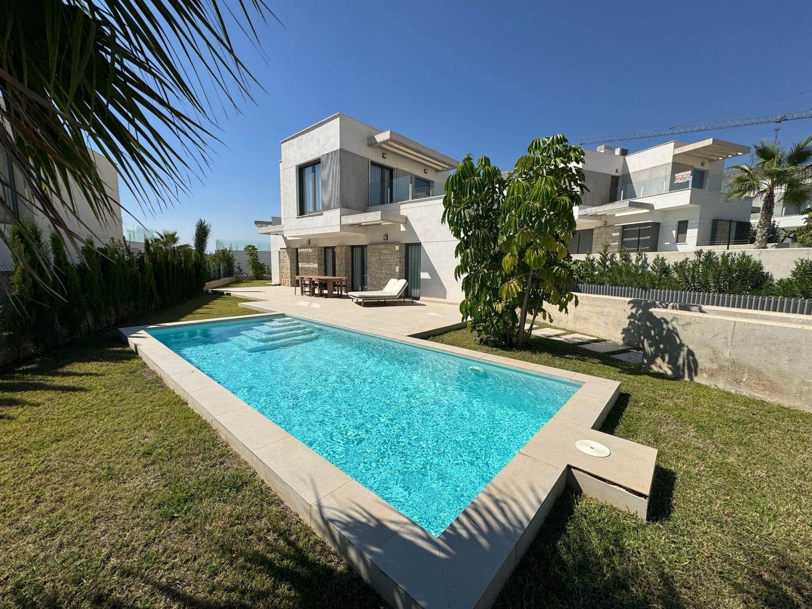 4 soveværelse Villa til salg i Finestrat med swimmingpool garage - € 895.000 (Ref: 10153694)