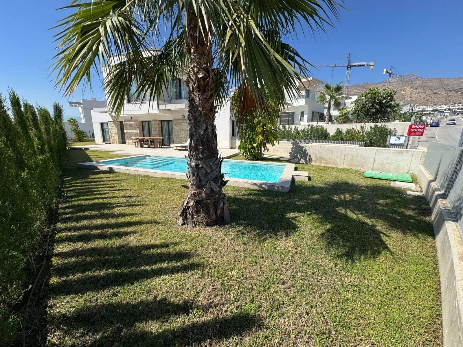 4 soveværelse Villa til salg i Finestrat med swimmingpool garage - € 895.000 (Ref: 10153694)