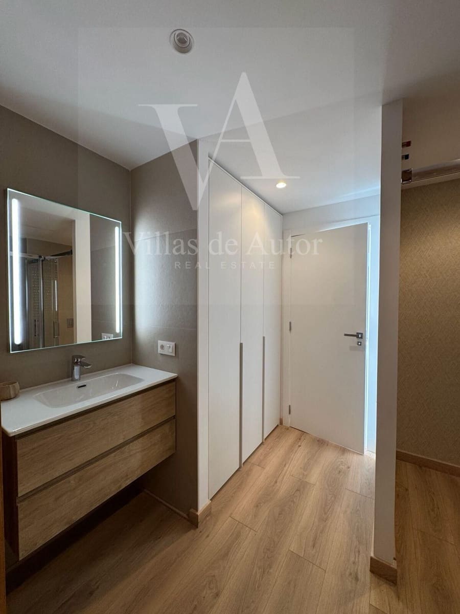 4 bedroom Villa for sale in Finestrat with pool garage - € 895,000 (Ref: 10153694)