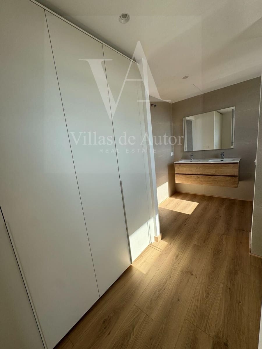 4 bedroom Villa for sale in Finestrat with pool garage - € 895,000 (Ref: 10153694)