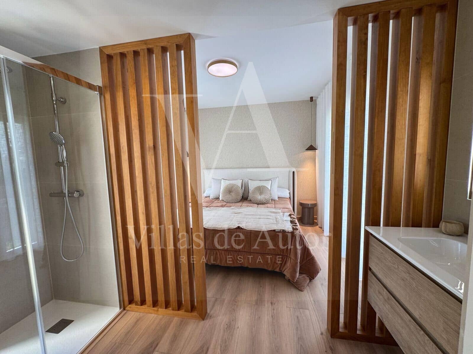 4 bedroom Villa for sale in Finestrat with pool garage - € 895,000 (Ref: 10153694)
