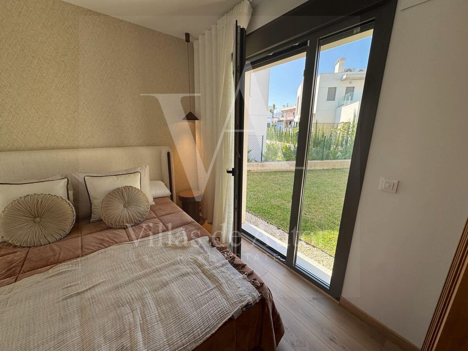 4 bedroom Villa for sale in Finestrat with pool garage - € 895,000 (Ref: 10153694)
