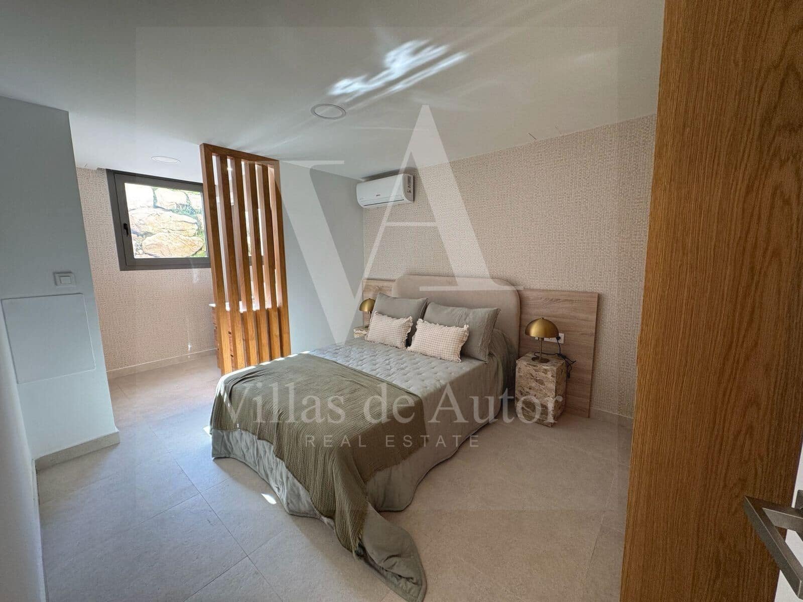 4 bedroom Villa for sale in Finestrat with pool garage - € 895,000 (Ref: 10153694)