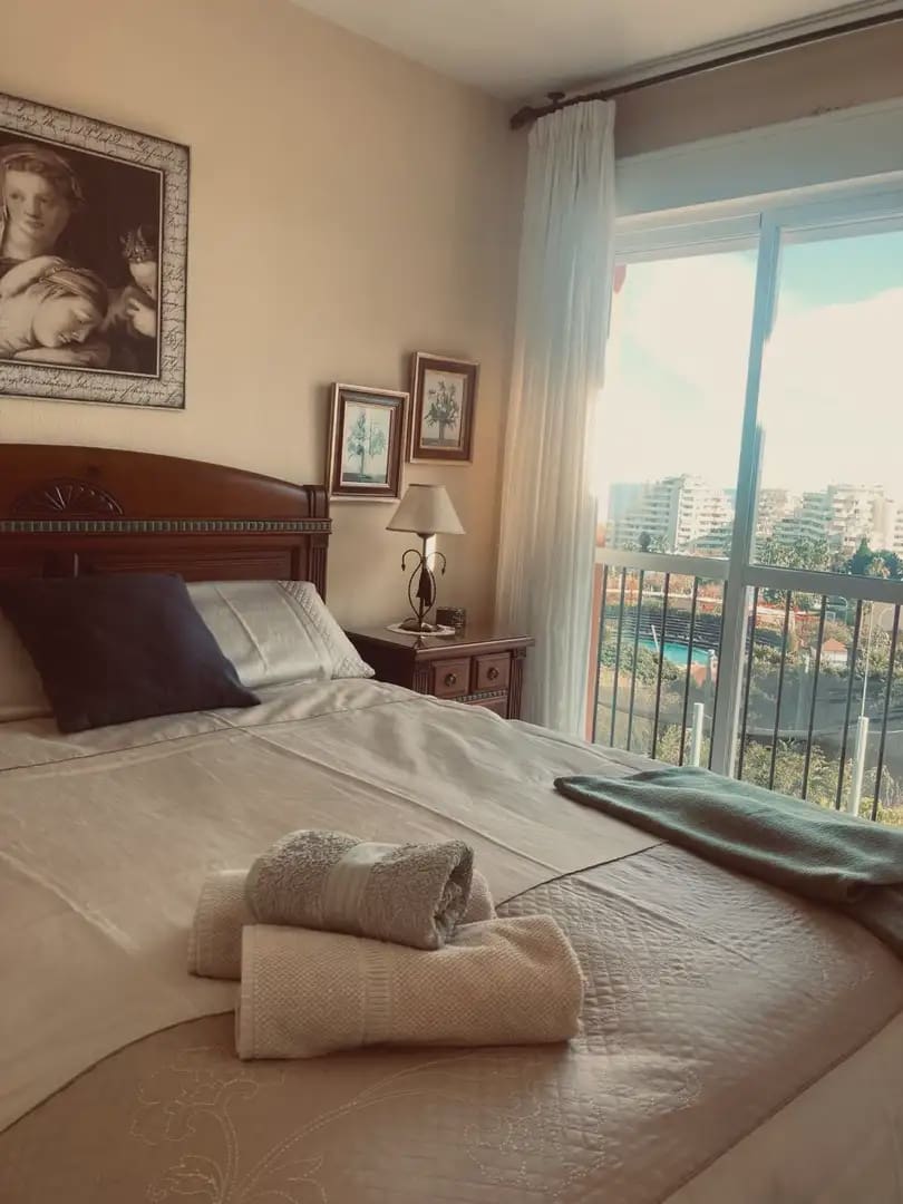 2 sypialnia Mieszkanie do wynajęcia w Torremolinos z basenem garażem - 1 250 € (Ref: 10052160)