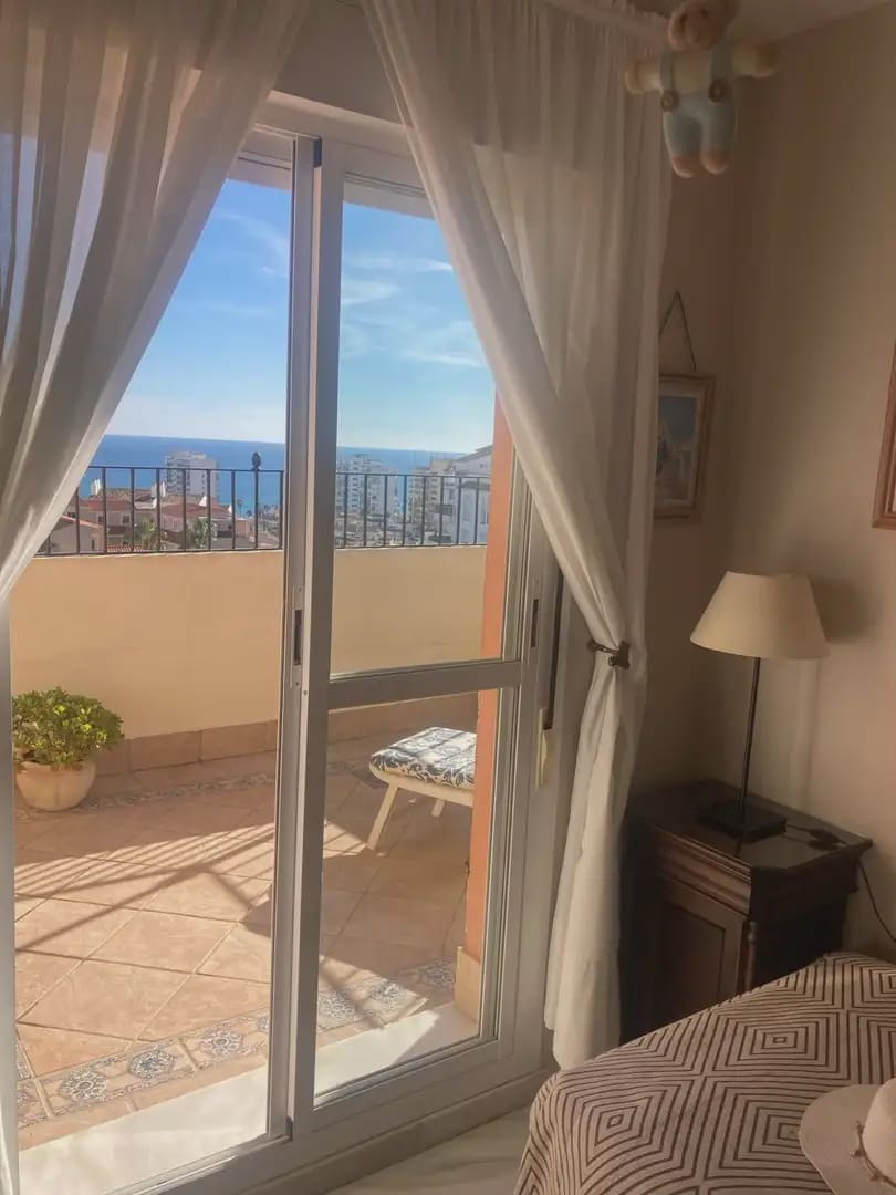 2 sypialnia Mieszkanie do wynajęcia w Torremolinos z basenem garażem - 1 250 € (Ref: 10052160)