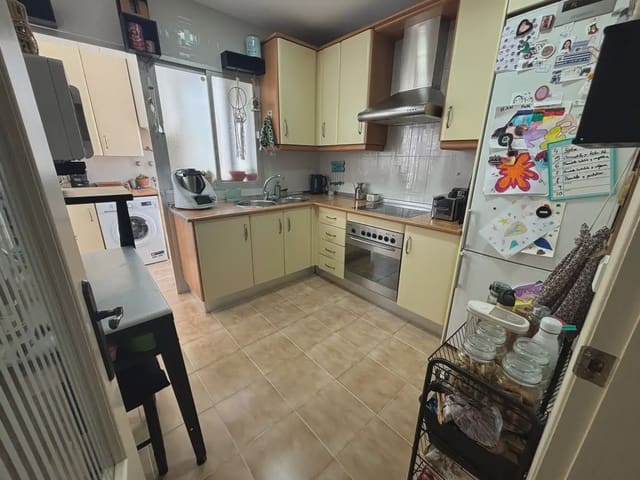 4 soveværelse Lejlighed til salg i Antequera - € 247.200 (Ref: 10052162)