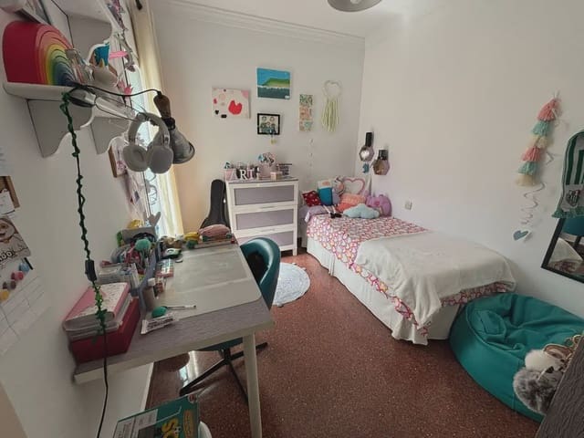 4 soveværelse Lejlighed til salg i Antequera - € 247.200 (Ref: 10052162)