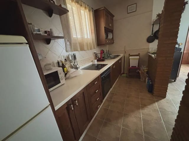 3 slaapkamer Halfvrijstaande villa te koop in Antequera - € 230.000 (Ref: 10052167)