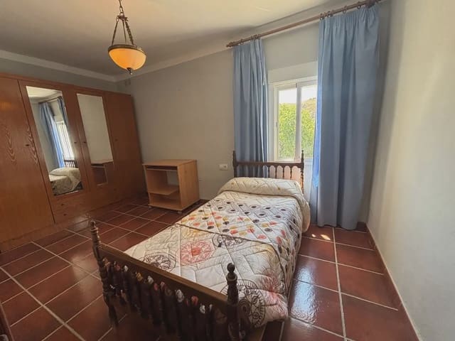 3 soveværelse Byhus til salg i Antequera - € 140.000 (Ref: 10052172)