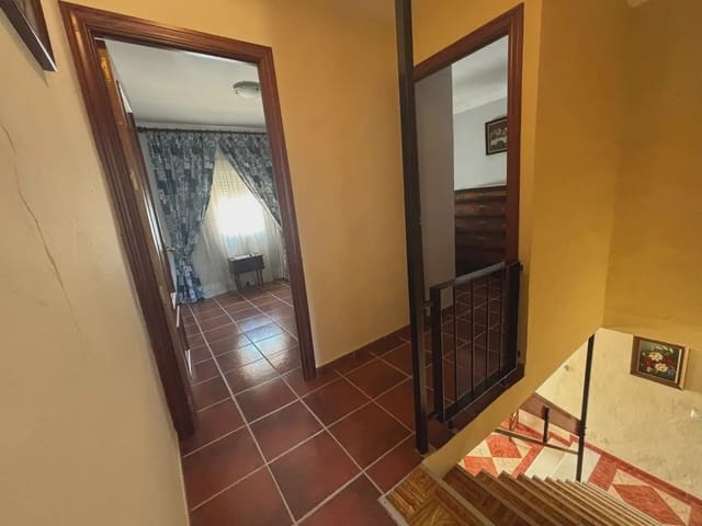3 soveværelse Byhus til salg i Antequera - € 140.000 (Ref: 10052172)