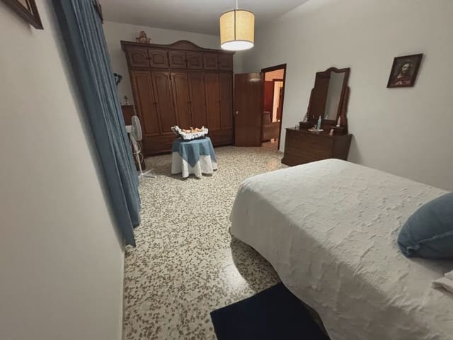 3 sovrum Finca/Hus på landet till salu i Antequera med pool garage - 560 000 € (Ref: 10052175)
