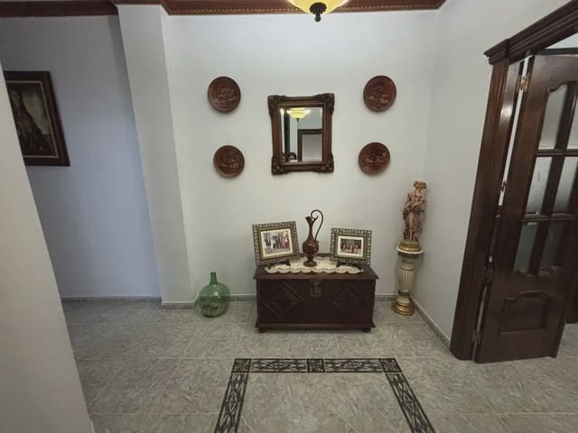 4 sypialnia Dom blizniak na sprzedaż w Cuevas Bajas - 230 000 € (Ref: 10052176)