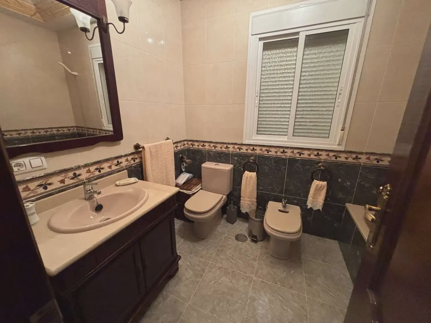 4 sypialnia Dom blizniak na sprzedaż w Cuevas Bajas z garażem - 230 000 € (Ref: 10052176)