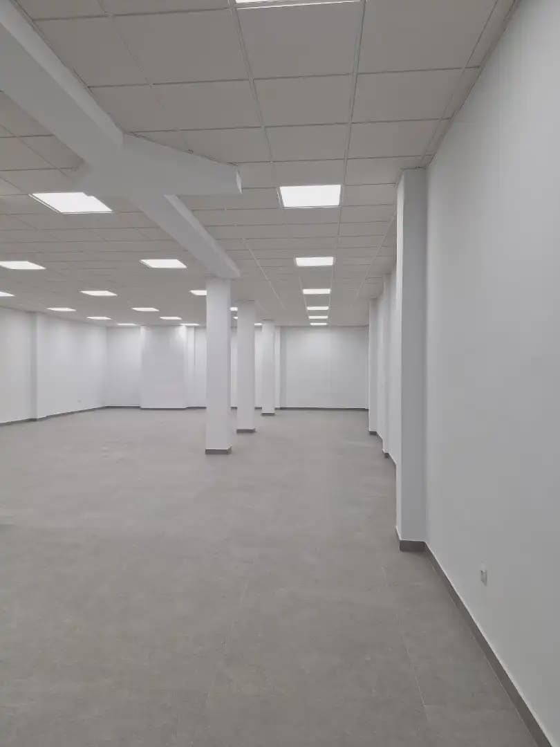 Erhverv til leje i Antequera - € 1.900 (Ref: 10052177)