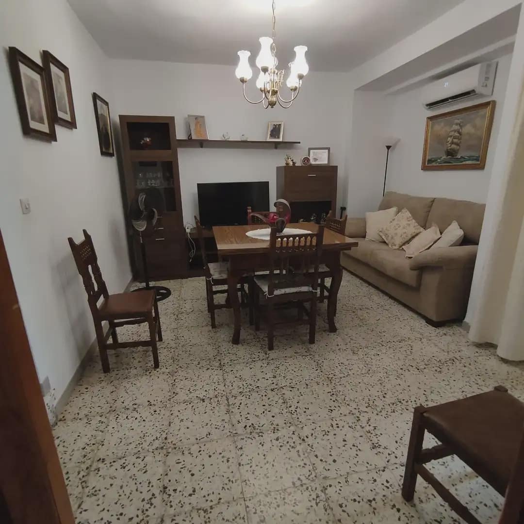 5 soverom Kjedet enebolig til salgs i Cuevas Bajas - € 97 000 (Ref: 10052180)