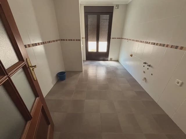 3 soveværelse Lejlighed til salg i Antequera med garage - € 199.310 (Ref: 10052182)