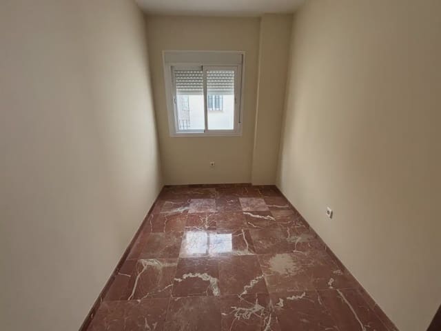 3 soveværelse Lejlighed til salg i Antequera med garage - € 198.930 (Ref: 10052183)