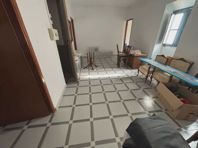 6 soverom Kjedet enebolig til salgs i Antequera - € 95 000 (Ref: 10052186)