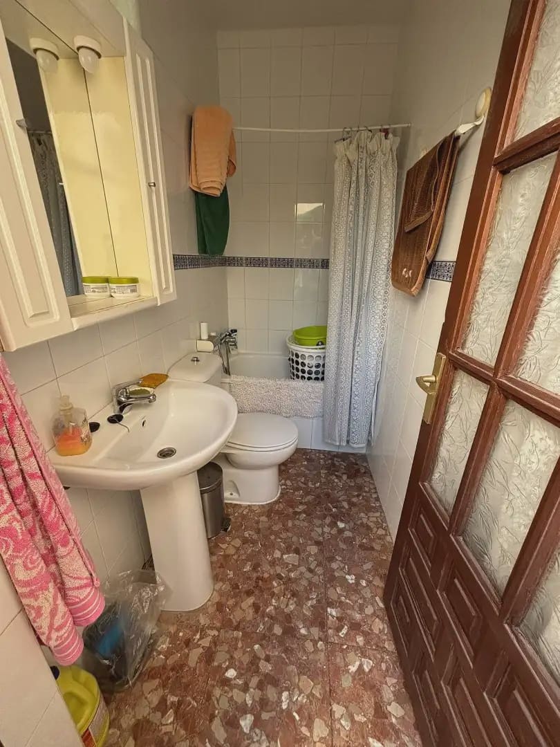 6 soverom Kjedet enebolig til salgs i Antequera - € 95 000 (Ref: 10052186)