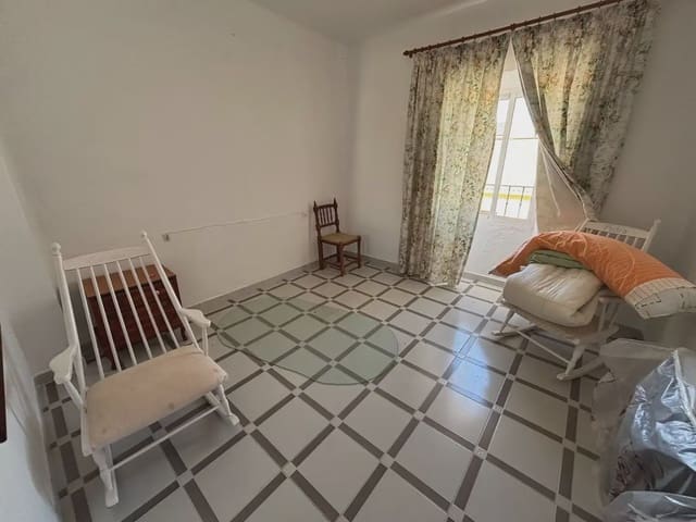 6 soverom Kjedet enebolig til salgs i Antequera - € 95 000 (Ref: 10052186)