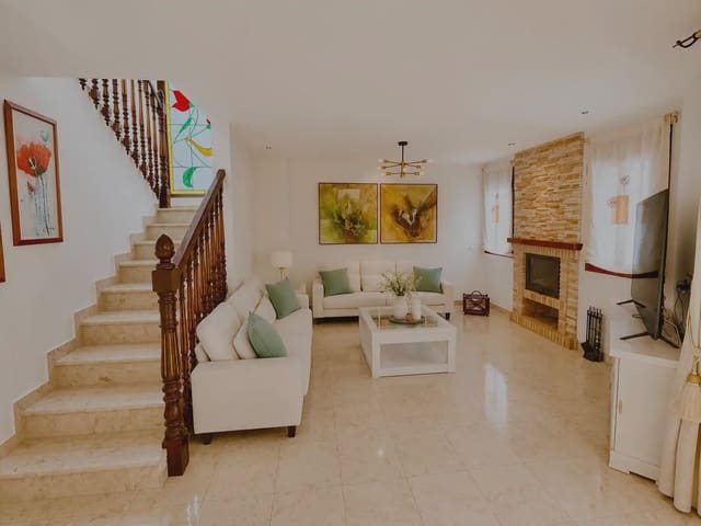 5 soveværelse Villa til salg i Antequera med swimmingpool garage - € 509.850 (Ref: 10052188)