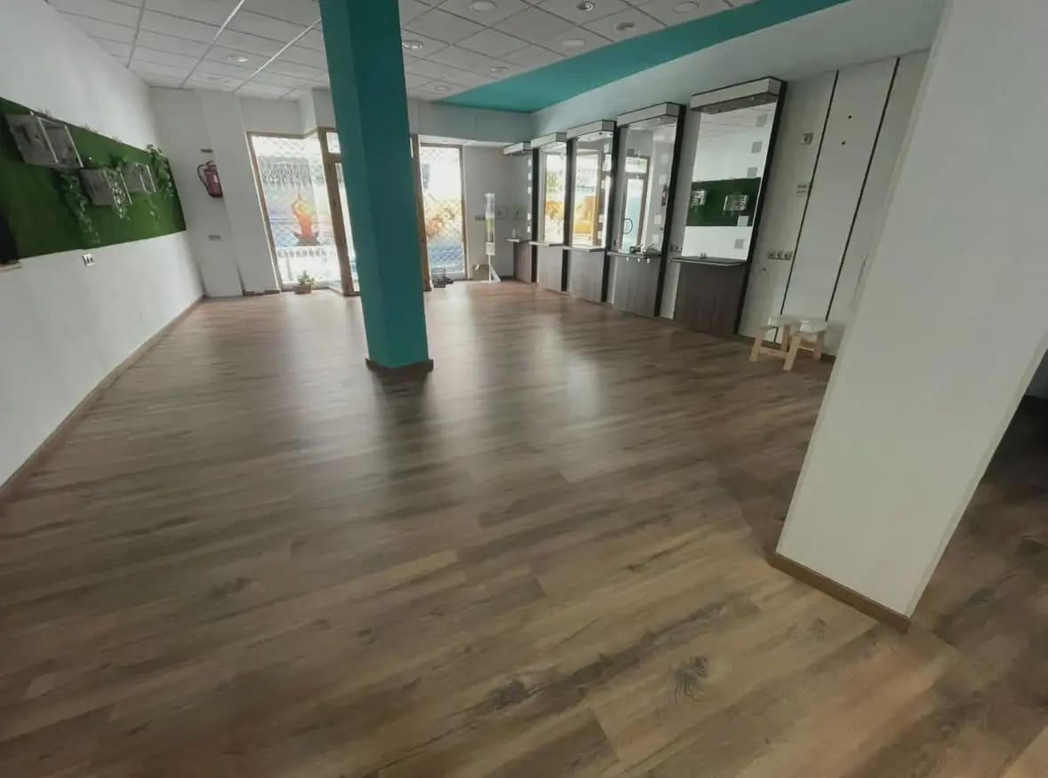 Commercieel te koop in Antequera - € 220.000 (Ref: 10052189)