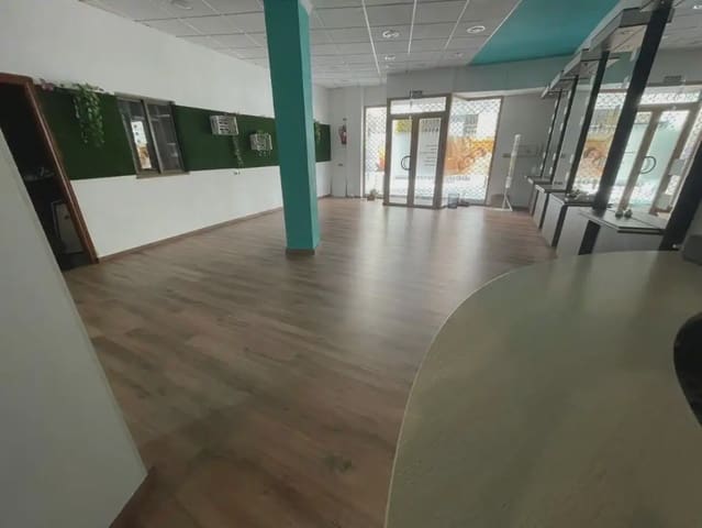 Commercial for sale in Antequera - € 220,000 (Ref: 10052189)