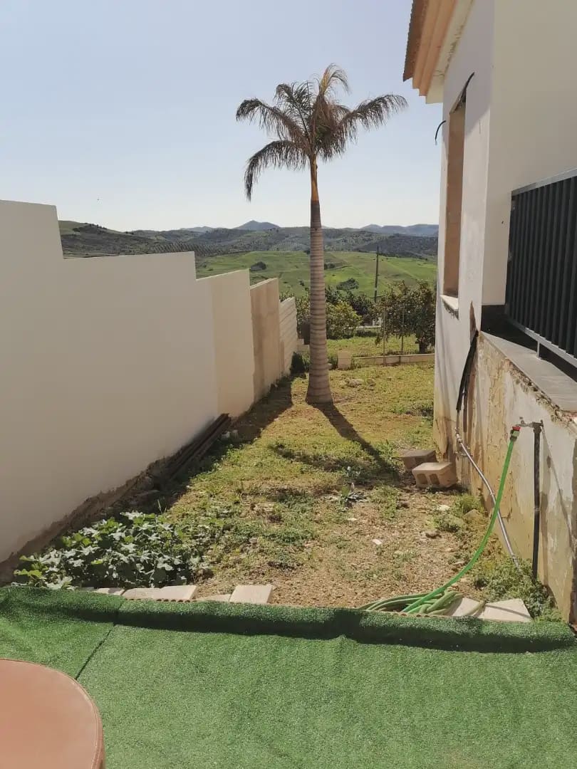 4 soveværelse Villa til salg i Villanueva de la Concepcion med garage - € 298.700 (Ref: 10052197)