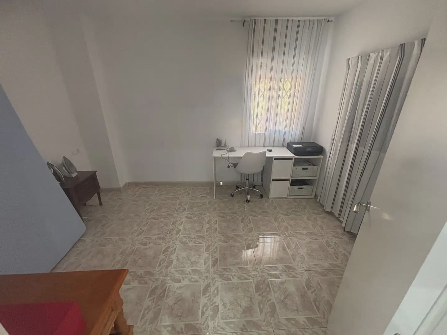 4 Zimmer Haus zu verkaufen in Alameda mit Garage - 155.000 € (Ref: 10052200)