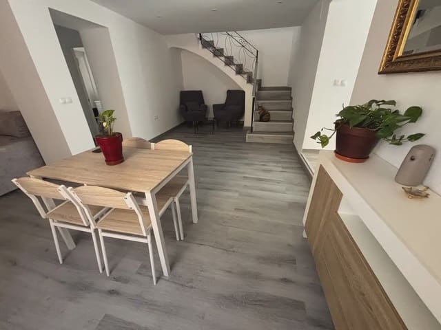 4 Zimmer Haus zu verkaufen in Alameda mit Garage - 155.000 € (Ref: 10052200)