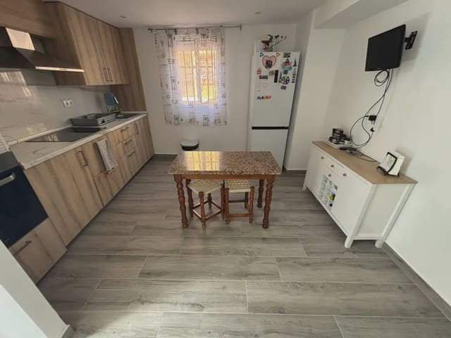 4 Zimmer Haus zu verkaufen in Alameda mit Garage - 155.000 € (Ref: 10052200)