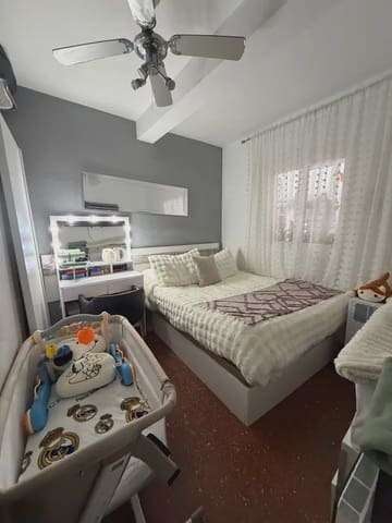 2 soveværelse Lejlighed til salg i Antequera - € 170.000 (Ref: 10052201)