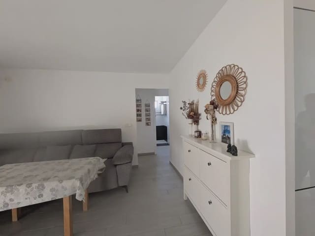 Piso de 3 habitaciones en Antequera en venta - 175.000 € (Ref: 10054491)