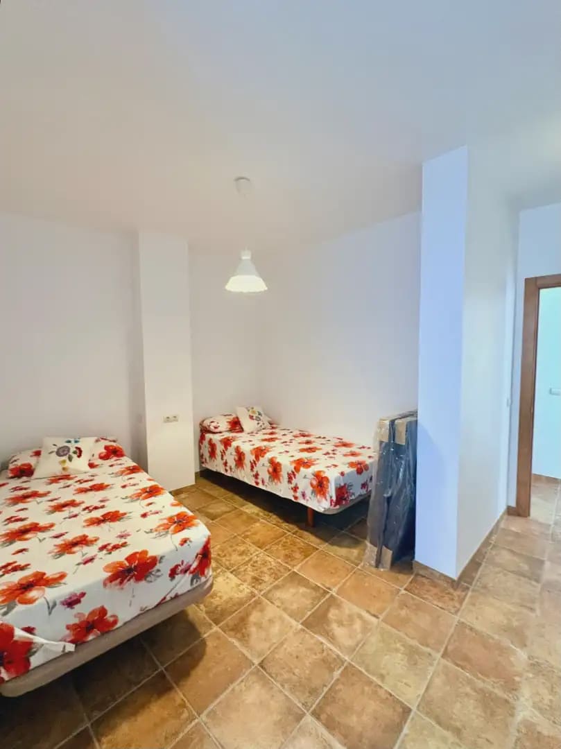 5 makuuhuone Rivitalo myytävänä paikassa Guaro - 285 000 € (Ref: 10019229)