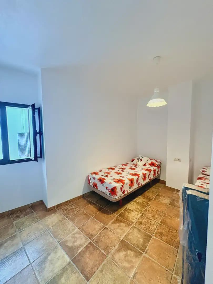 5 makuuhuone Rivitalo myytävänä paikassa Guaro - 285 000 € (Ref: 10019229)