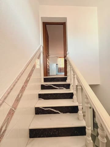 4 slaapkamer Huis te koop in Alhaurín el Grande - € 352.000 (Ref: 10019231)