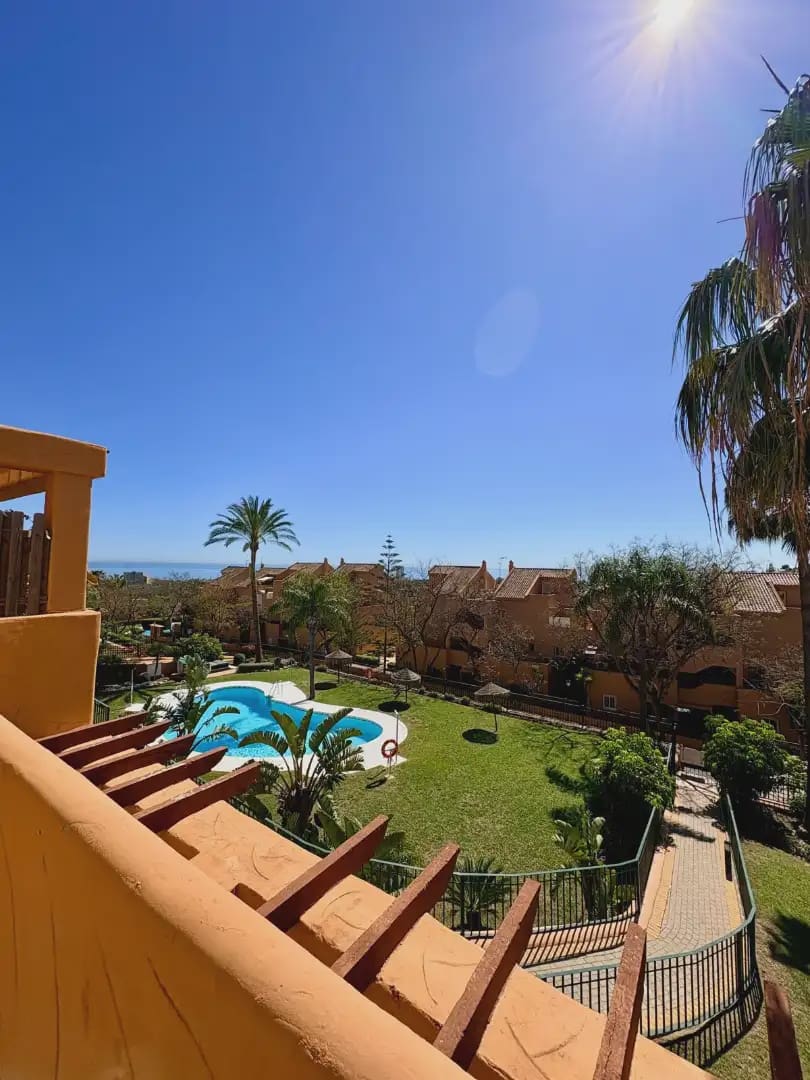 Apartamento de 1 habitación en Marbella en venta con piscina garaje - 305.000 € (Ref: 10019236)